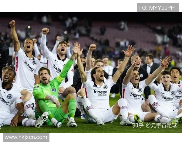 德甲强队激烈角逐榜首，保持不败势不可挡