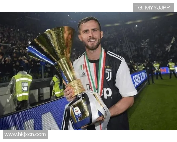 尤文图斯主帅盛赞皮亚尼奇表现，球迷欢呼雀跃：天才回归